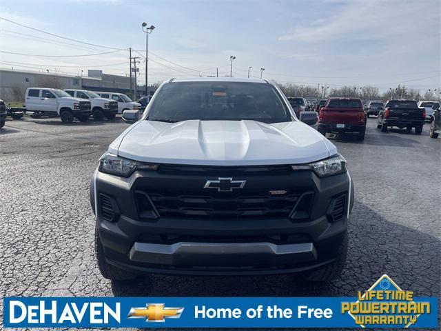 new 2025 Chevrolet Colorado car, priced at $44,618