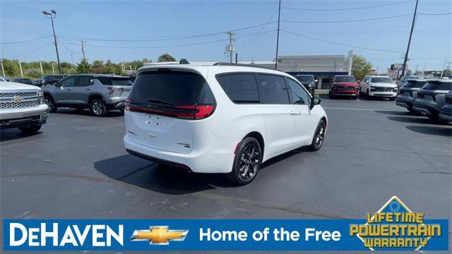used 2023 Chrysler Pacifica car, priced at $38,545