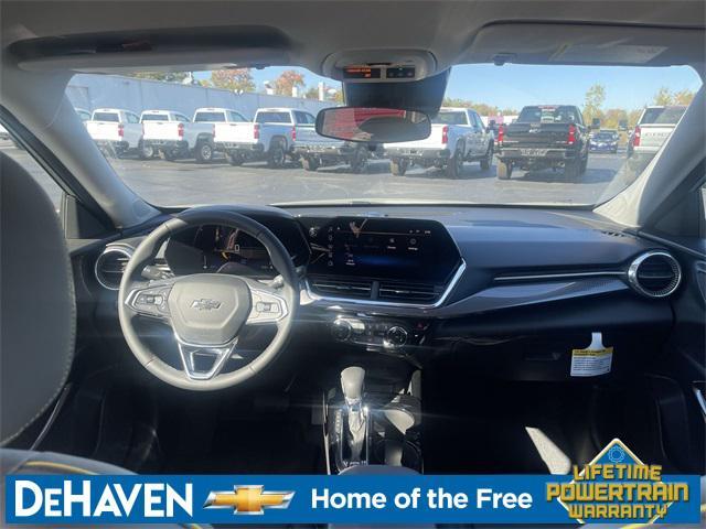 new 2025 Chevrolet Trax car, priced at $25,063