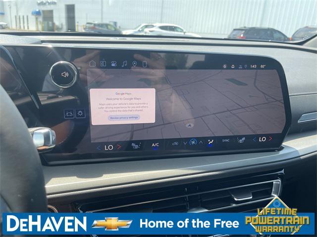 new 2026 Chevrolet Traverse car, priced at $45,617