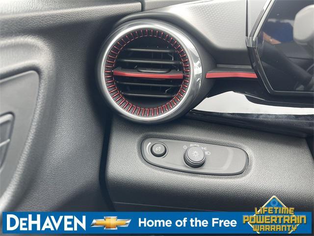 new 2025 Chevrolet Trax car, priced at $26,278