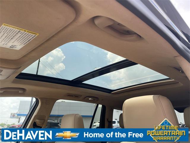 used 2025 Cadillac XT6 car, priced at $59,552