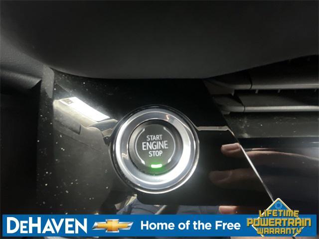 used 2025 Buick Envision car, priced at $34,067