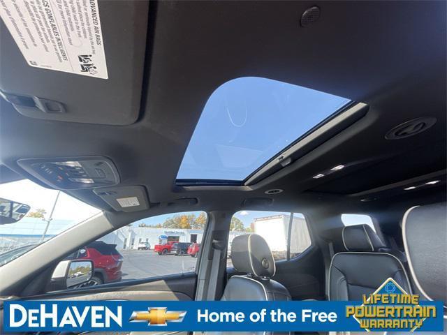 used 2023 Chevrolet Traverse car, priced at $35,230