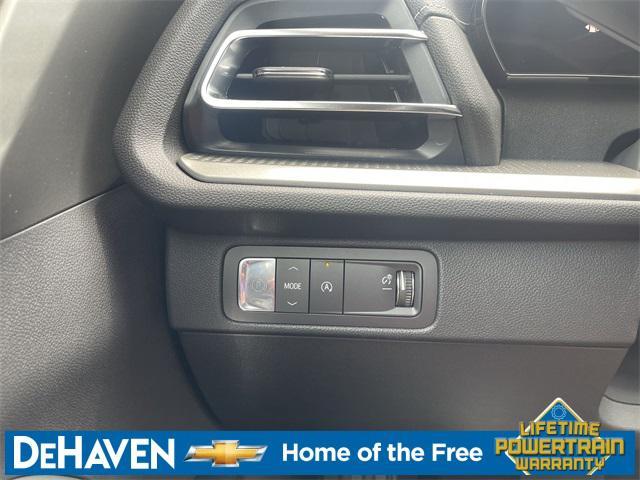 new 2025 Chevrolet Traverse car, priced at $44,295