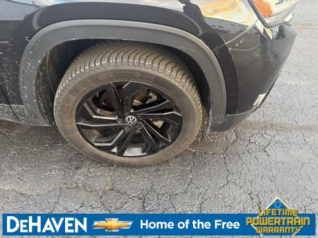 used 2021 Volkswagen Atlas car, priced at $16,260