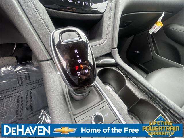 used 2025 Cadillac XT6 car, priced at $52,986