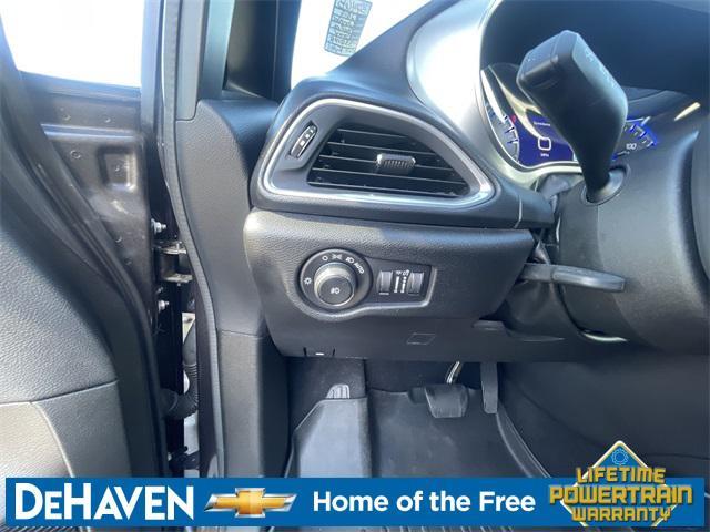 used 2018 Chrysler Pacifica car, priced at $16,410