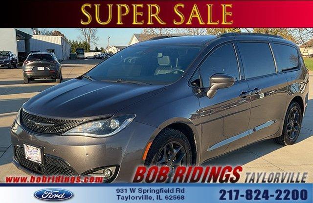 used 2020 Chrysler Pacifica car, priced at $20,524