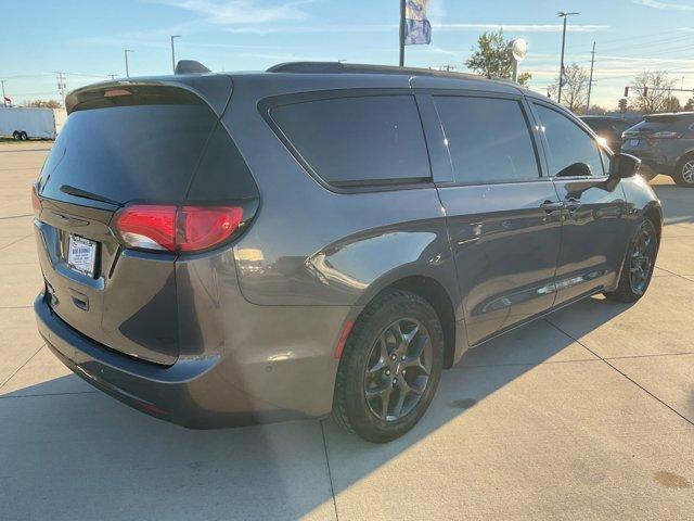 used 2020 Chrysler Pacifica car, priced at $20,524