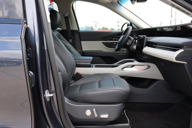 used 2024 Lincoln Nautilus car, priced at $47,990