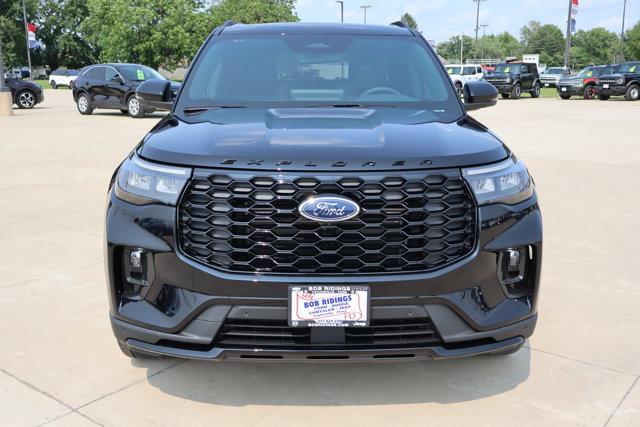 new 2025 Ford Explorer car, priced at $49,194