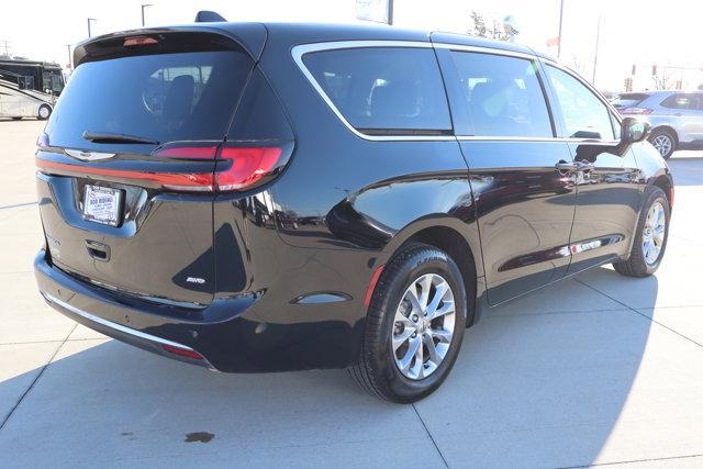 used 2024 Chrysler Pacifica car, priced at $40,924