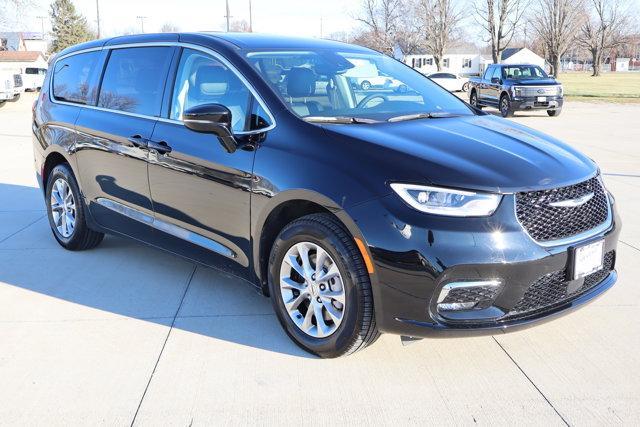 used 2024 Chrysler Pacifica car, priced at $40,924