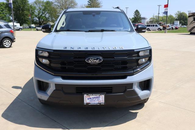 new 2025 Ford Expedition car, priced at $75,705