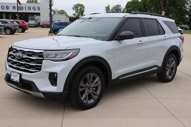 new 2025 Ford Explorer car, priced at $45,222