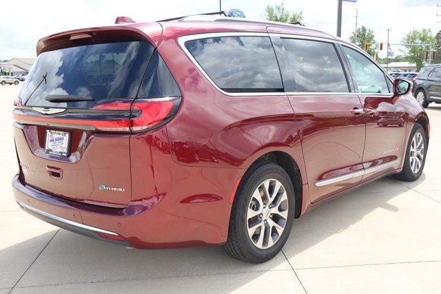 used 2022 Chrysler Pacifica Hybrid car, priced at $39,990