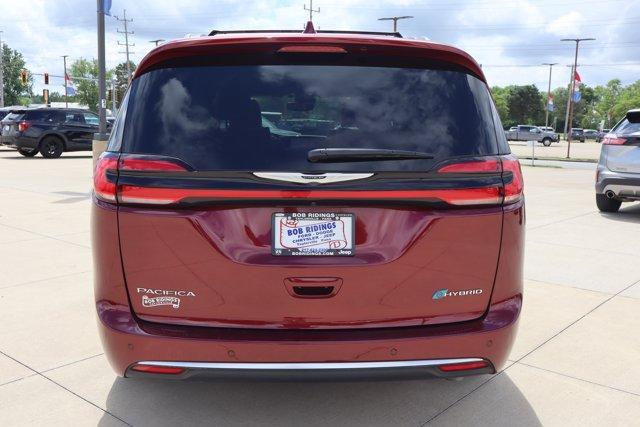 used 2022 Chrysler Pacifica Hybrid car, priced at $39,990