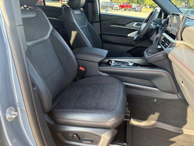 new 2025 Ford Explorer car