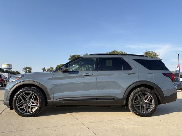 new 2025 Ford Explorer car