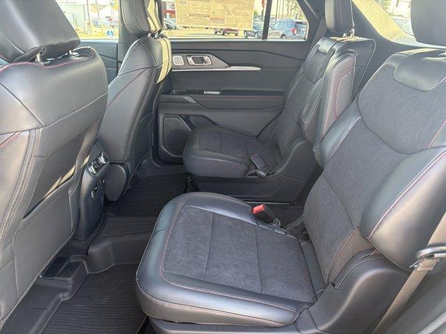 new 2025 Ford Explorer car