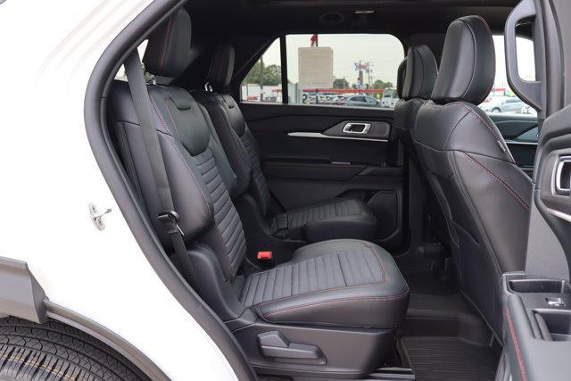 new 2025 Ford Explorer car