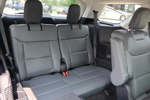 new 2025 Ford Explorer car
