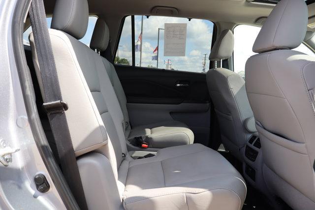 used 2022 Honda Pilot car, priced at $33,488
