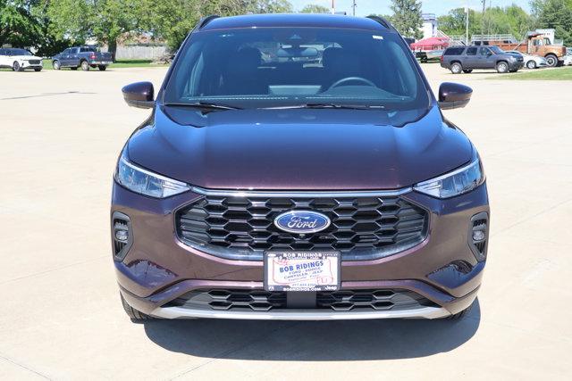 used 2023 Ford Escape car, priced at $29,990