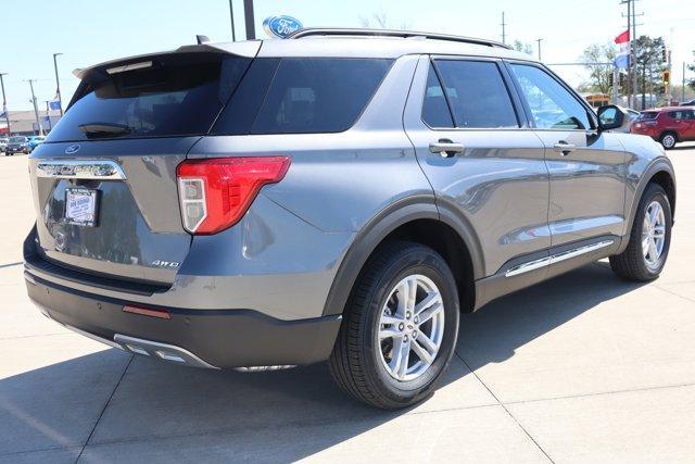 new 2024 Ford Explorer car, priced at $43,370