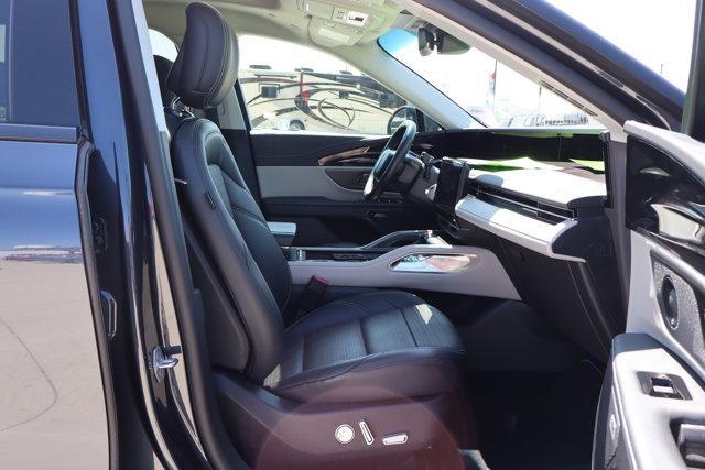used 2024 Lincoln Nautilus car, priced at $53,988
