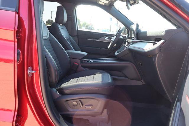 new 2025 Ford Explorer car, priced at $52,976