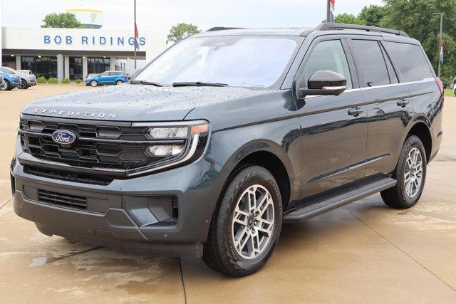 new 2025 Ford Expedition car
