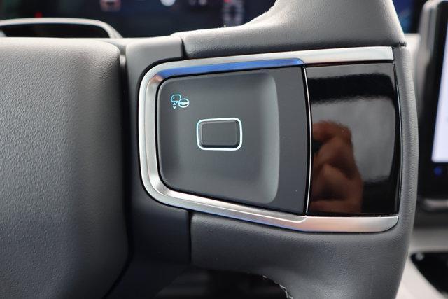new 2025 Ford Expedition car, priced at $70,483