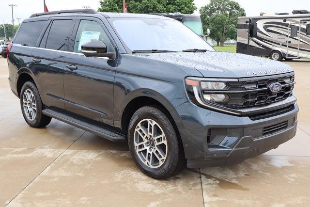 new 2025 Ford Expedition car, priced at $70,483