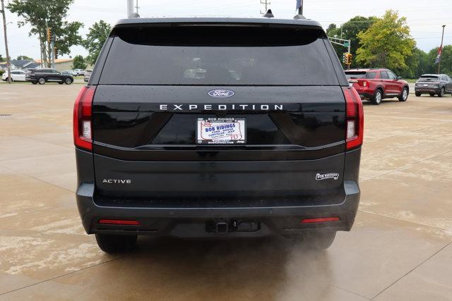new 2025 Ford Expedition car, priced at $70,483