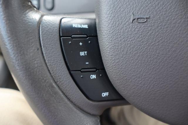 used 2010 Lincoln Town Car car, priced at $13,990