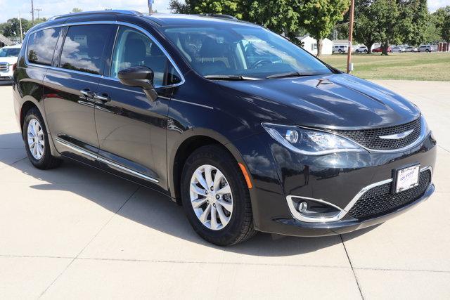 used 2019 Chrysler Pacifica car, priced at $14,990