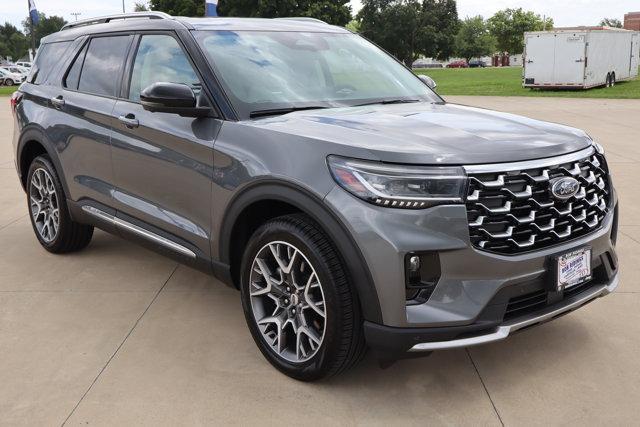 new 2025 Ford Explorer car, priced at $59,995
