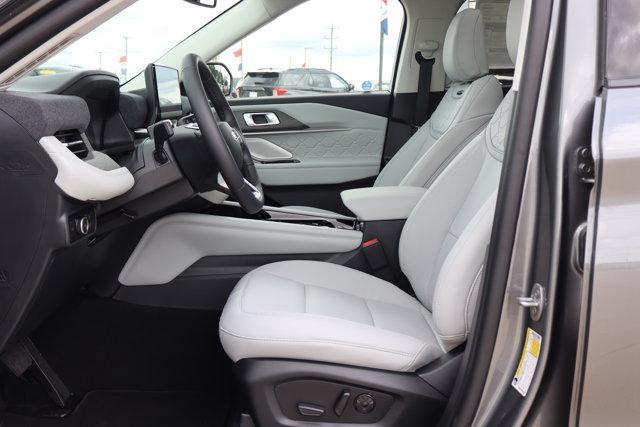new 2025 Ford Explorer car, priced at $59,995