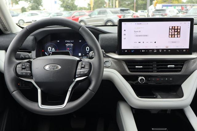 new 2025 Ford Explorer car, priced at $59,995