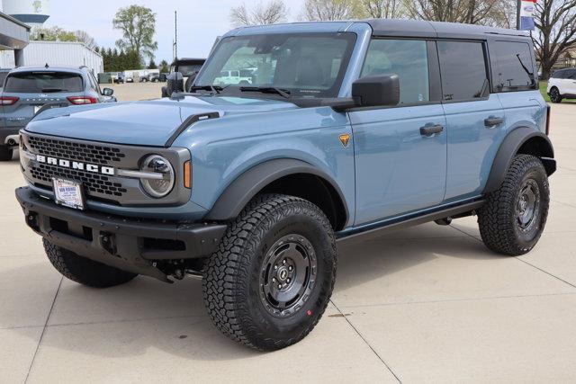 new 2025 Ford Bronco car, priced at $62,236