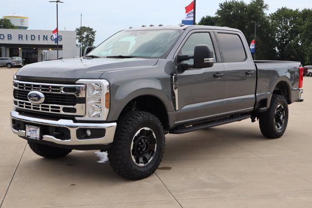 new 2025 Ford F-250 car, priced at $65,310
