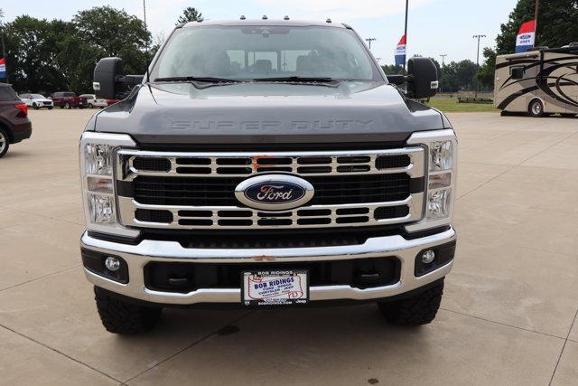new 2025 Ford F-250 car, priced at $65,310