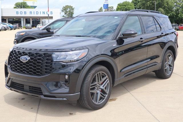 used 2025 Ford Explorer car, priced at $44,588