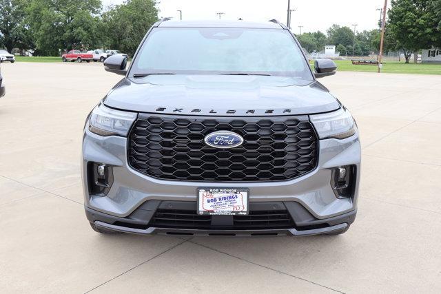 new 2025 Ford Explorer car, priced at $49,424