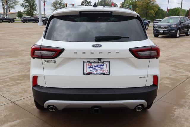 new 2025 Ford Escape car, priced at $43,226