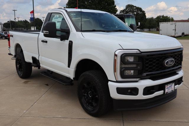 new 2025 Ford F-350 car