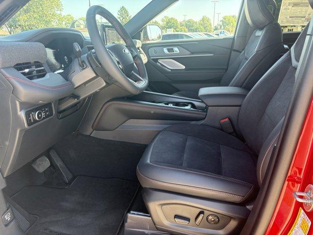 new 2025 Ford Explorer car, priced at $60,617