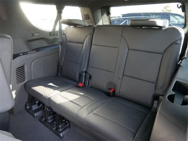 new 2024 Chevrolet Suburban car, priced at $69,655